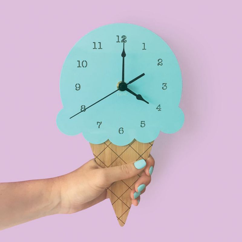 ChillTime - Is-inspiriertes Wanduhren für verspielte und lustige Räume