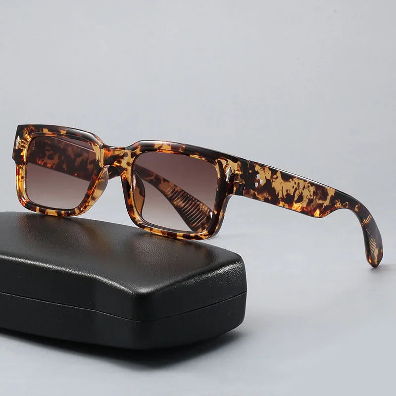 Elara - Vintage tofarbige Sonnenbrille
