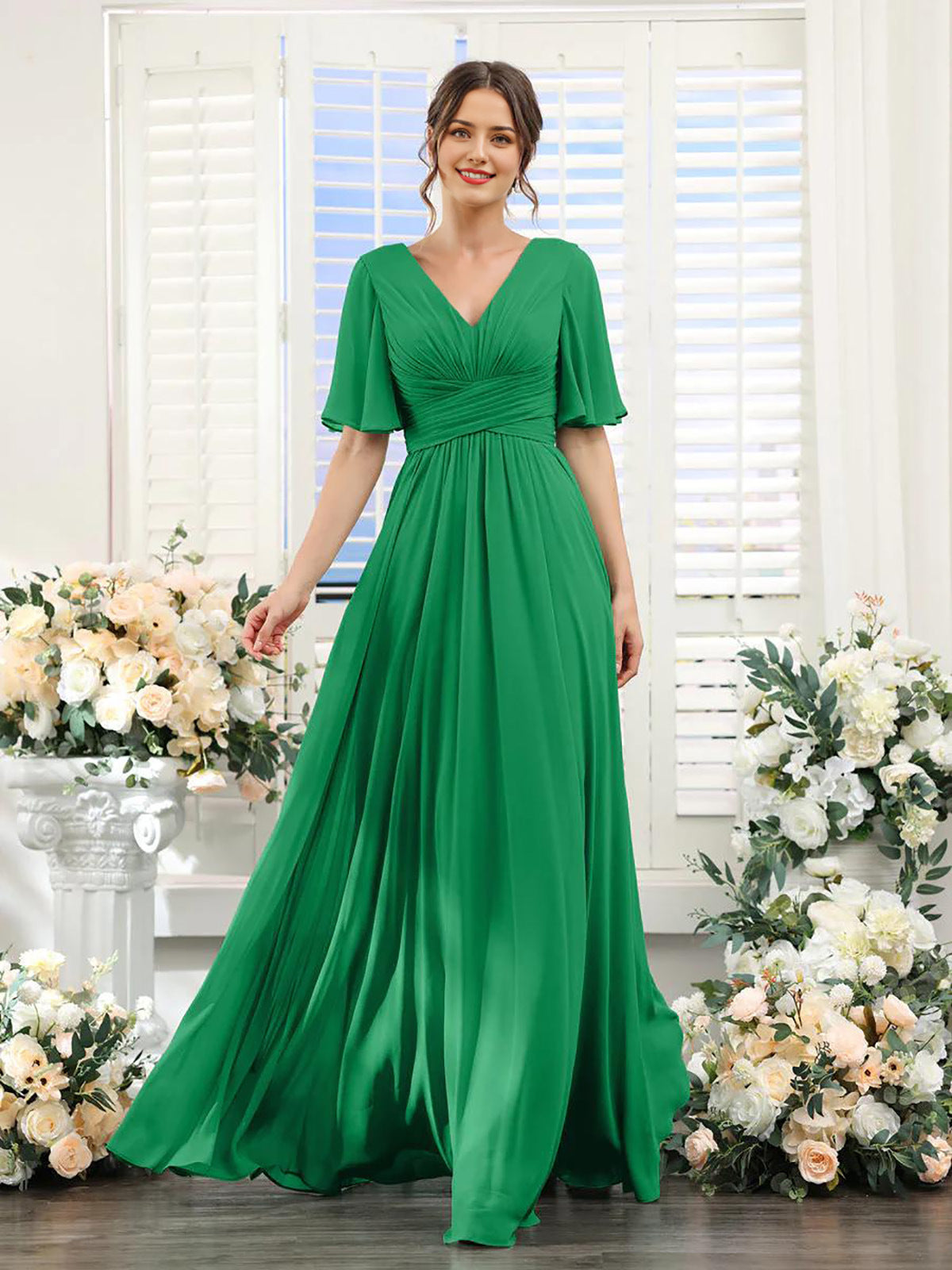 Magdalena - Hübsches Chiffonkleid mit V-Ausschnitt
