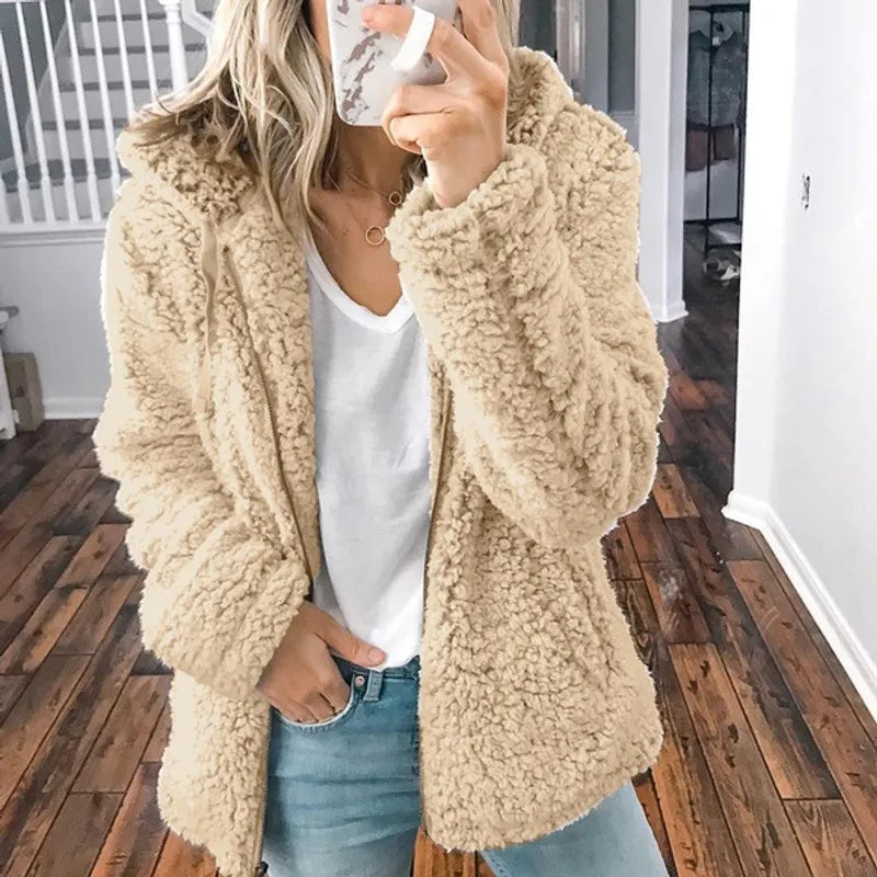 Gryse - Flauschige Kapuzenpullover