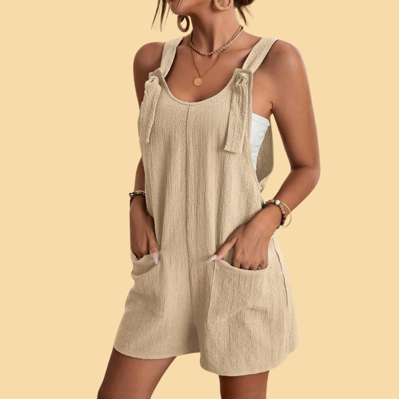 Camila - Lässiger kurzer Overall mit Trägern