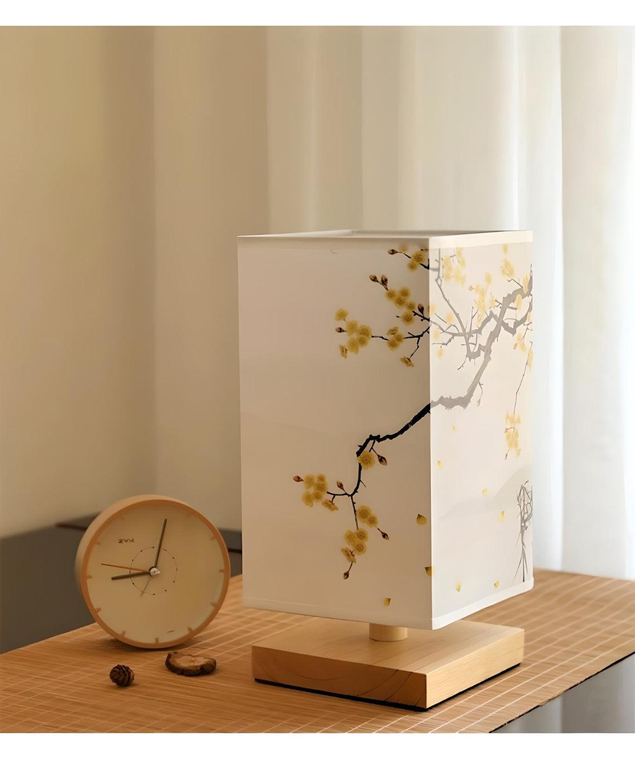 SakuraLight – Dimmable Tischlampe im japanischen Stil