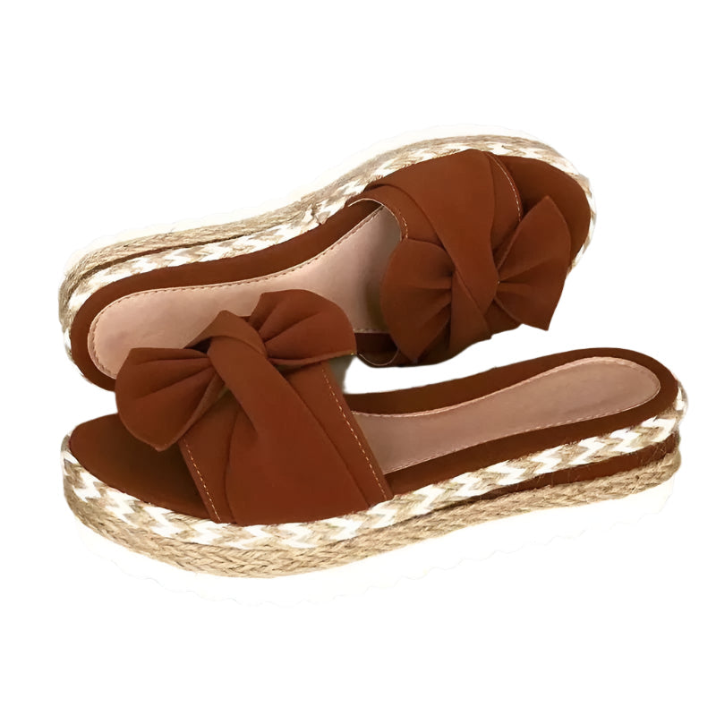 Samantha - Legere Keilsandalen mit Schleifen