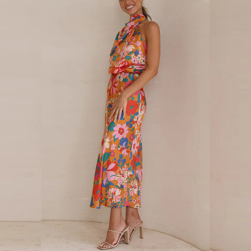 Sylvia - Elegante hochgeschlossen ärmellose bedruckte Maxikleid