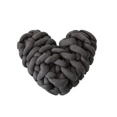 LoveTwist - Herzförmiges Strickkissen