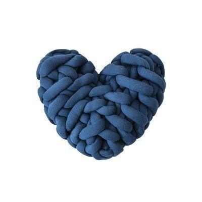 LoveTwist - Herzförmiges Strickkissen