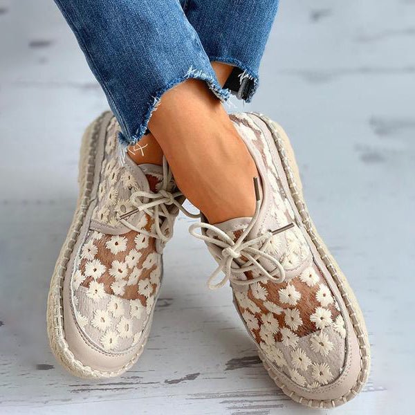 Jasmin - Lässige floral Schnürschuhe