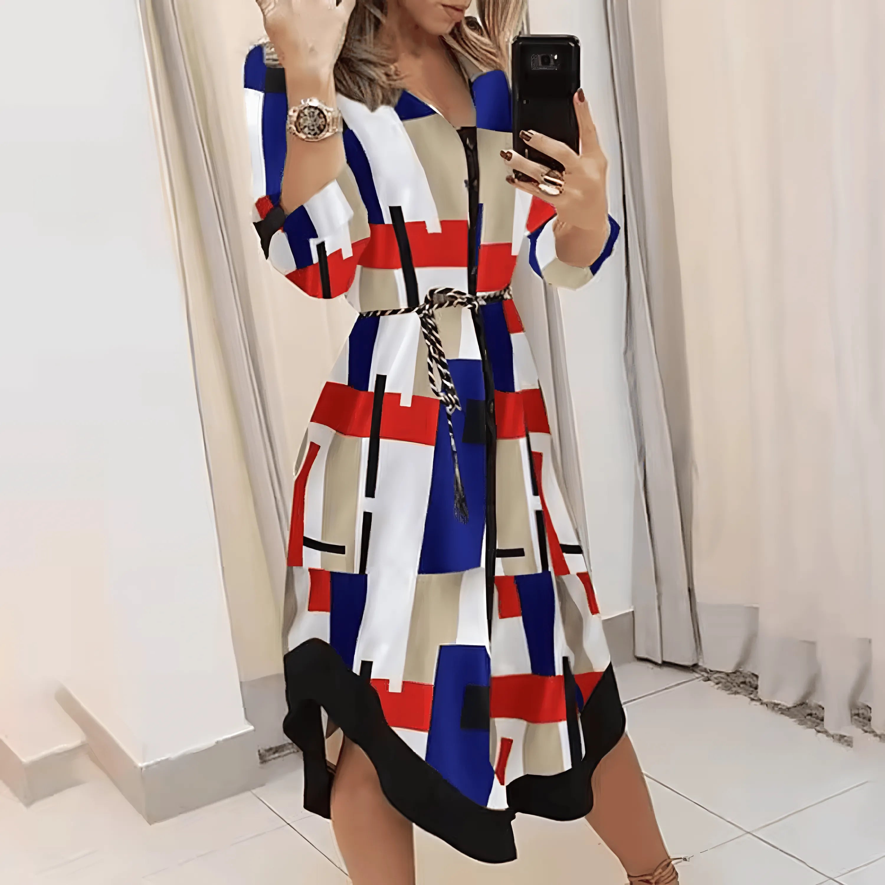 Shania - Langärmliges Kleid mit Wellenmuster